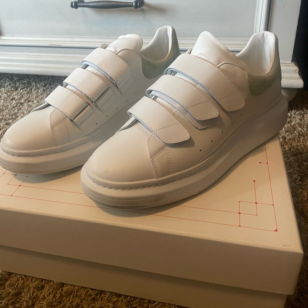 Alexander McQueen Sneakers - Picture 6 of 6